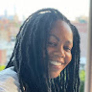 Meet your Posher, Leah